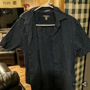 Button up t shirt size m apt. 9